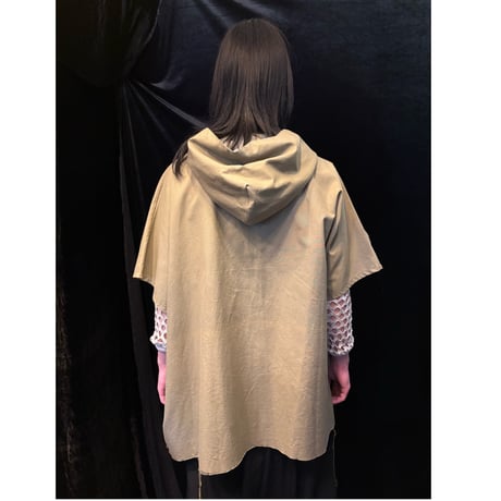 Loose silhouette large poncho