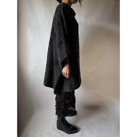 dark gray big-cut clothing