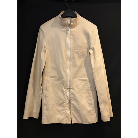 ZUCCa tight zipper jacket