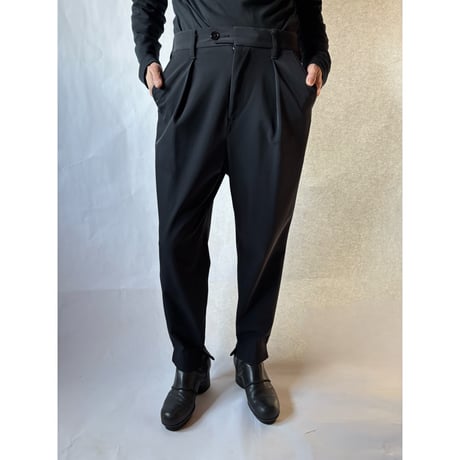 ZUCCa Asymmetrical stretch pants
