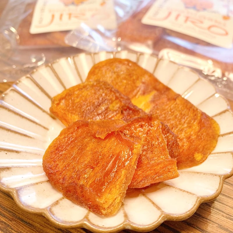 はるるさん専用　干し柿４kg（500g×8個）M・Sサイズ ￥６９００円送料込み 干し柿JIRO4パック【送料無料】 | 美味しい黄金干し芋のどらいすと