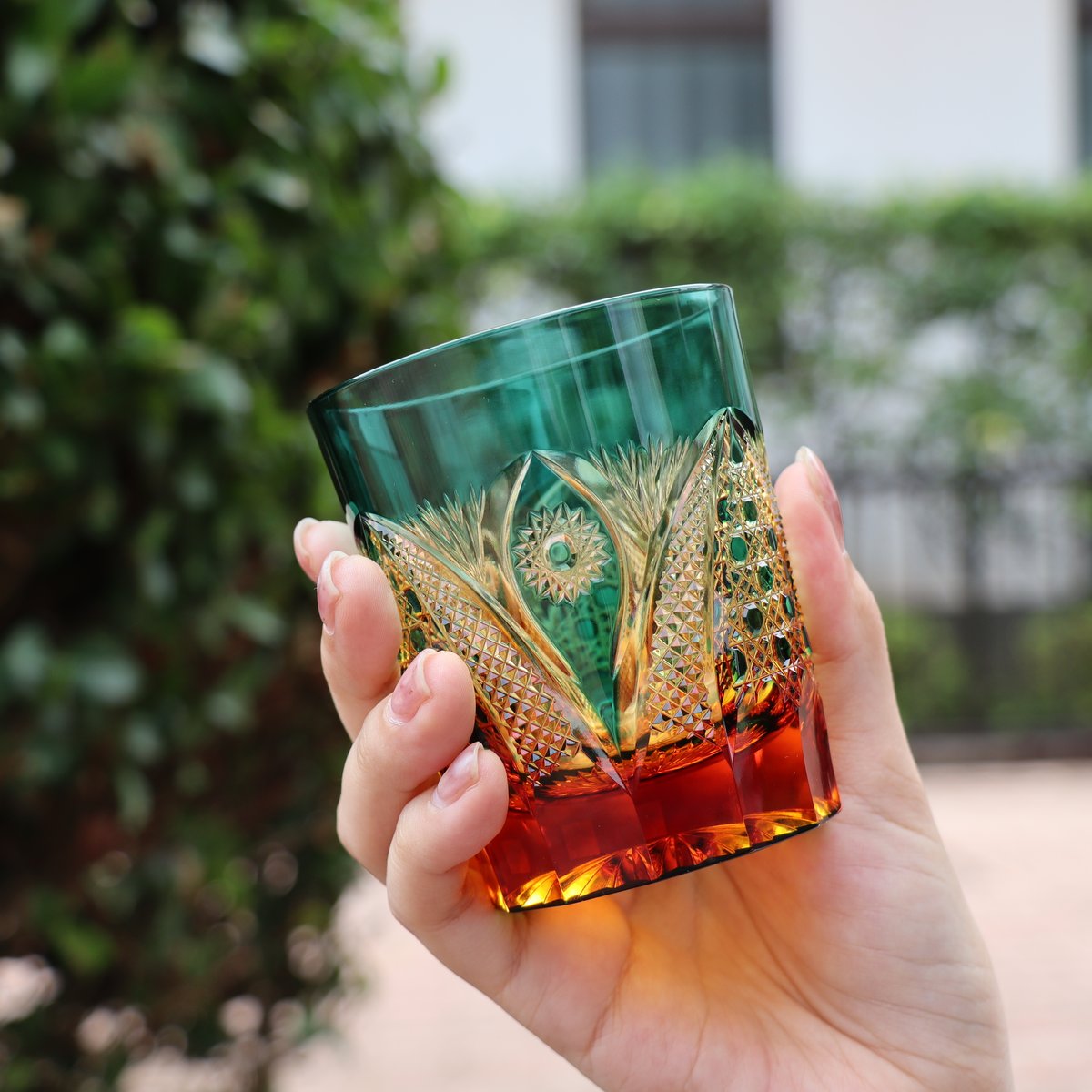 ぱ*だ様 未使用品 黒木国昭作 綾切子 オールドファッショングラス 共箱付き 現 オールドファッション「綾切子」 アンバー/グリーン | グラス