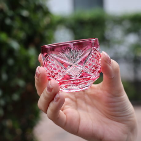 猪口「綾切子」　金赤