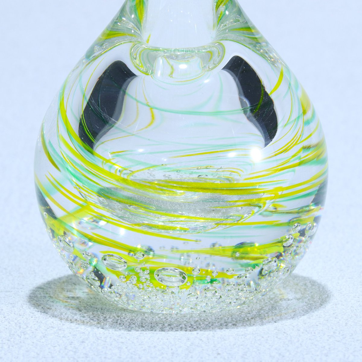 「蒼翠の雫 — 手吹きガラスアート（スモールサイズ）」 蒼翠の雫 — 手吹きガラスアート（スモールサイズ）」 蒼翠の雫
