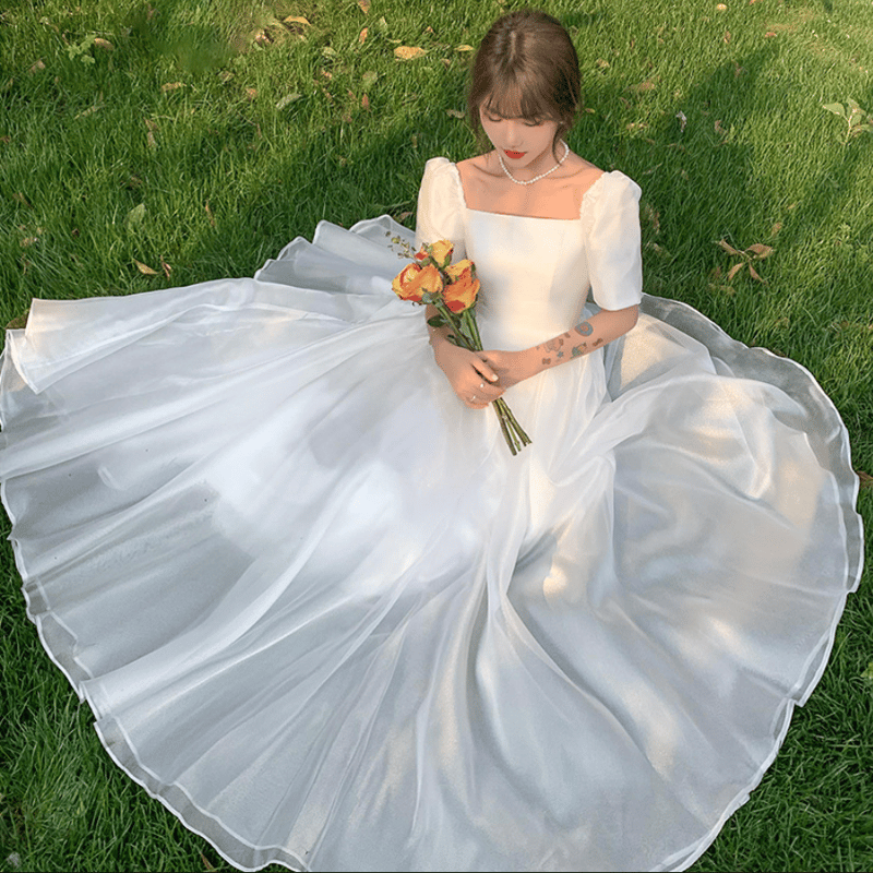 結婚式 前撮り ウエディングドレス サテン スクエアネック | DYH