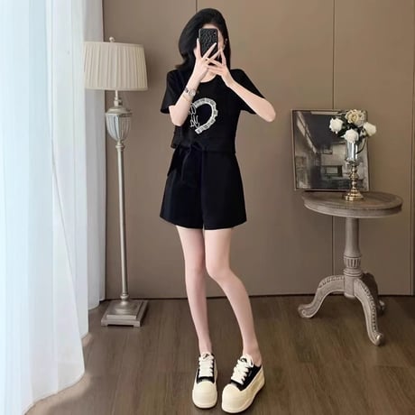 半袖 T シャツショートパンツ 2 点セット レディース 夏用カジュアルスポーティ