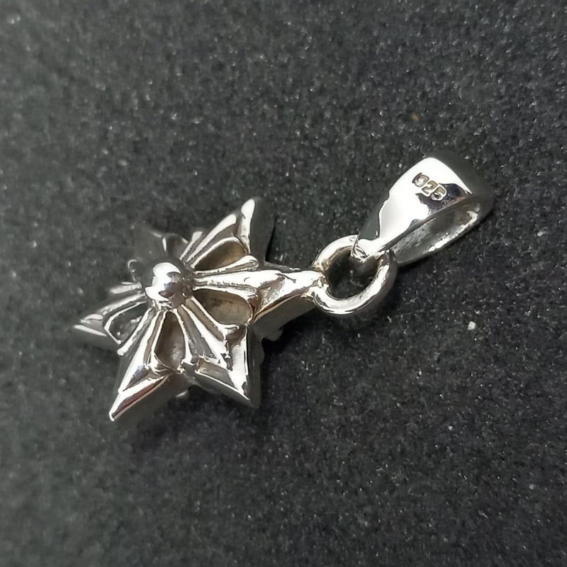 ☆【新品】シルバー925 ペンダントのみ メンズ スター 匿名配送 