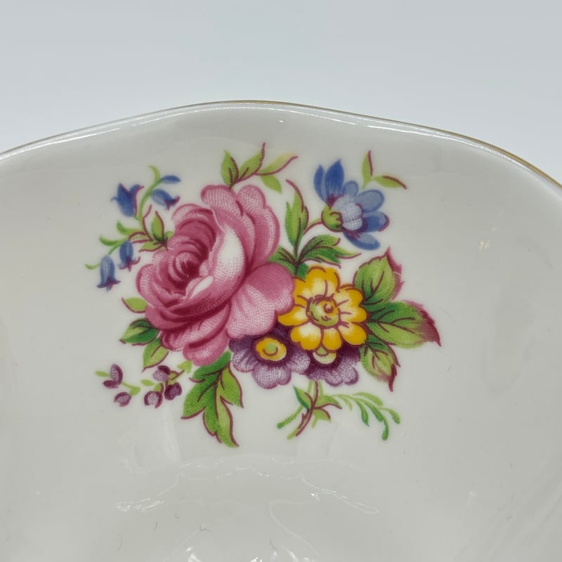 ROYAL ALBERT ロイヤルアルバート エンチャントメント（マルバーン