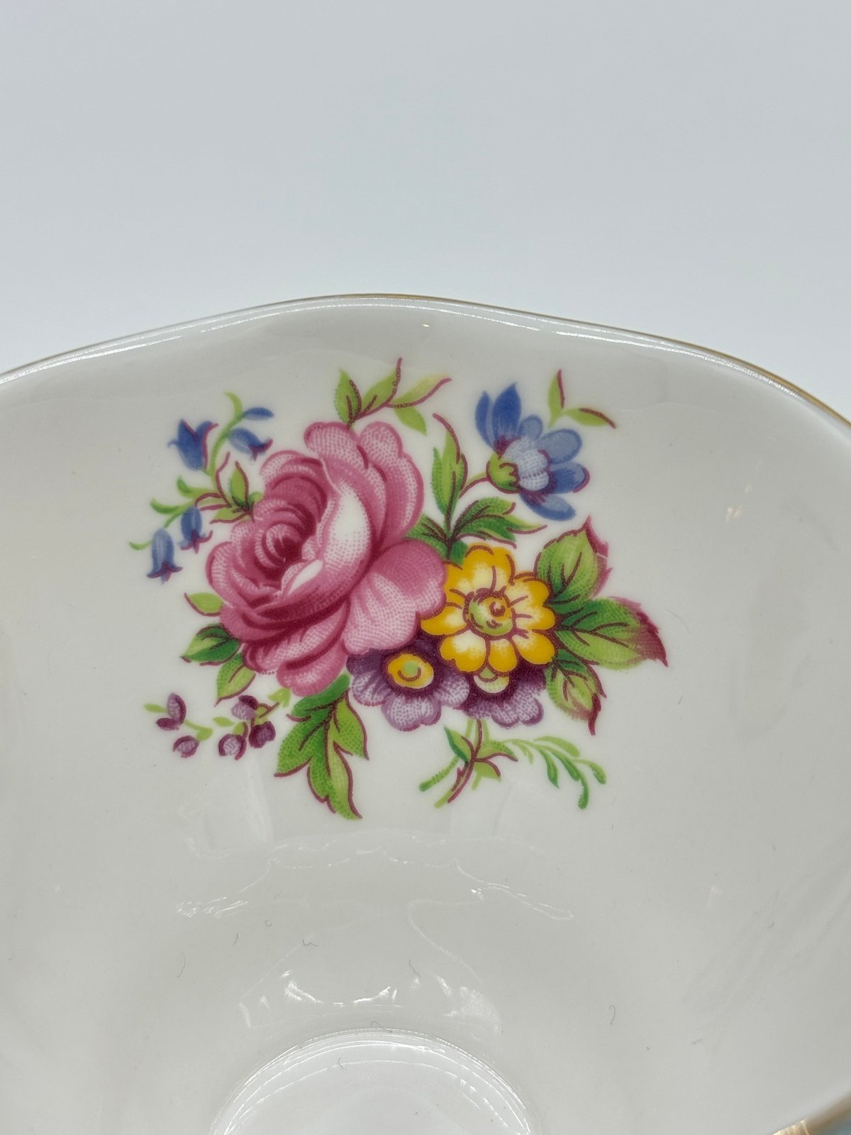 ROYAL ALBERT ロイヤルアルバート エンチャントメント（マルバーン