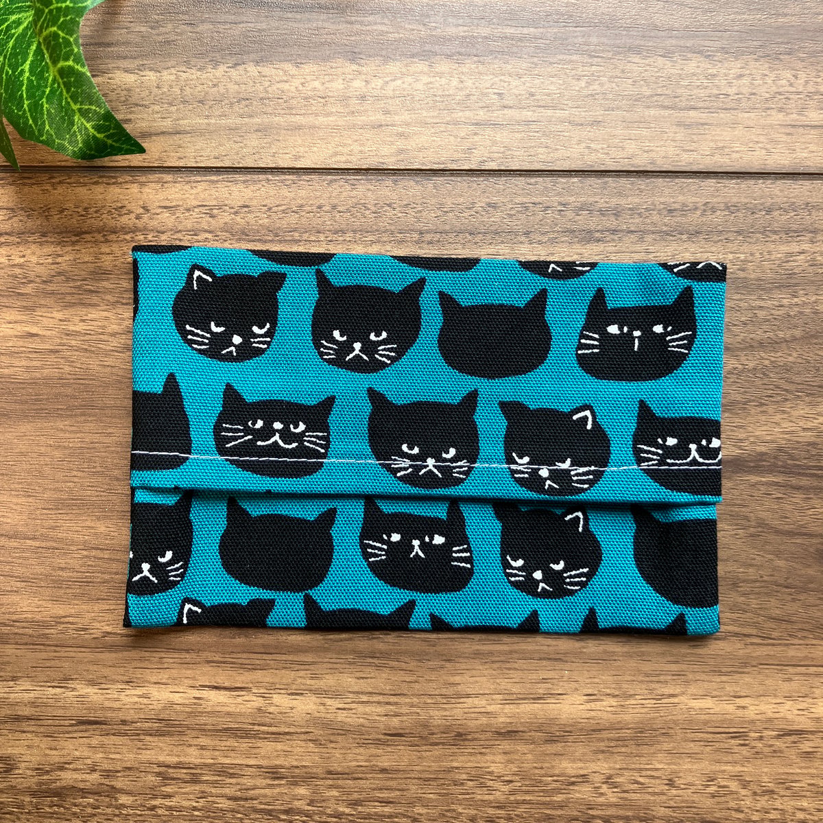 ハンドメイド ポケットティッシュケース 猫柄 | Craft & Repair Studio