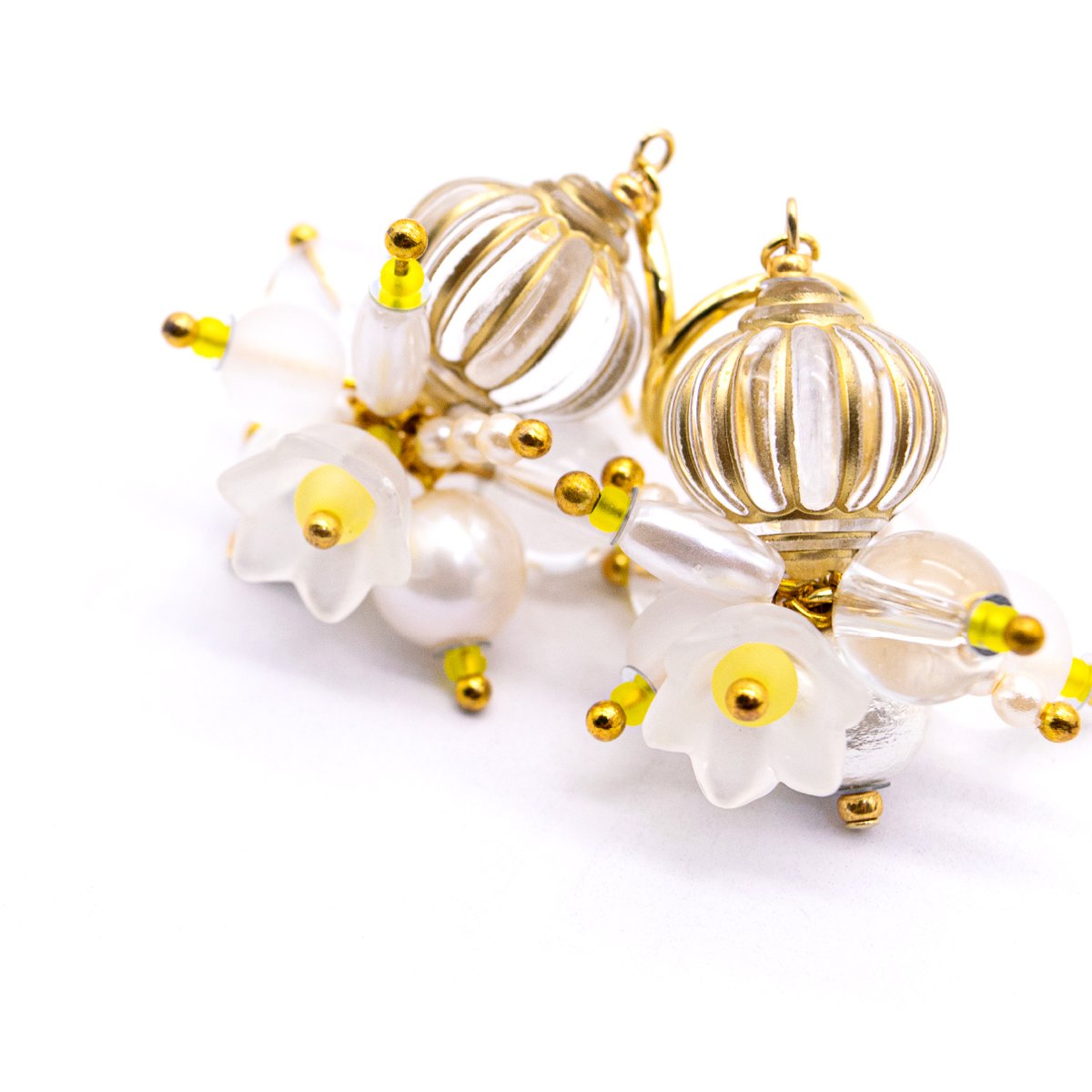 大ぶりイヤリング☆ hazeru- イヤリング 大ぶり 揺れる キラキラ 透明 大人 可愛い キレイ