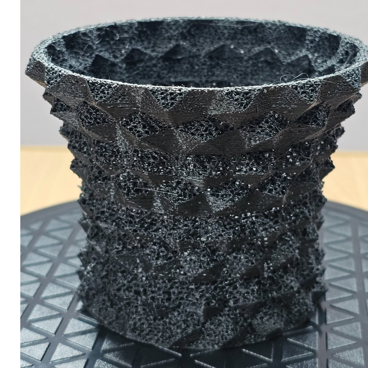 3Dプリンター鉢 4個セット 4号鉢高さ6.5cm ジャイロイド鉢 3Dプリンター鉢 PB-1206-GR - メルカリ