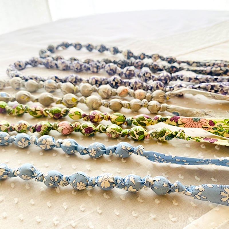 金属アレルギーの方にもオススメの軽い布ネックレス♪ | Moon Rabbit