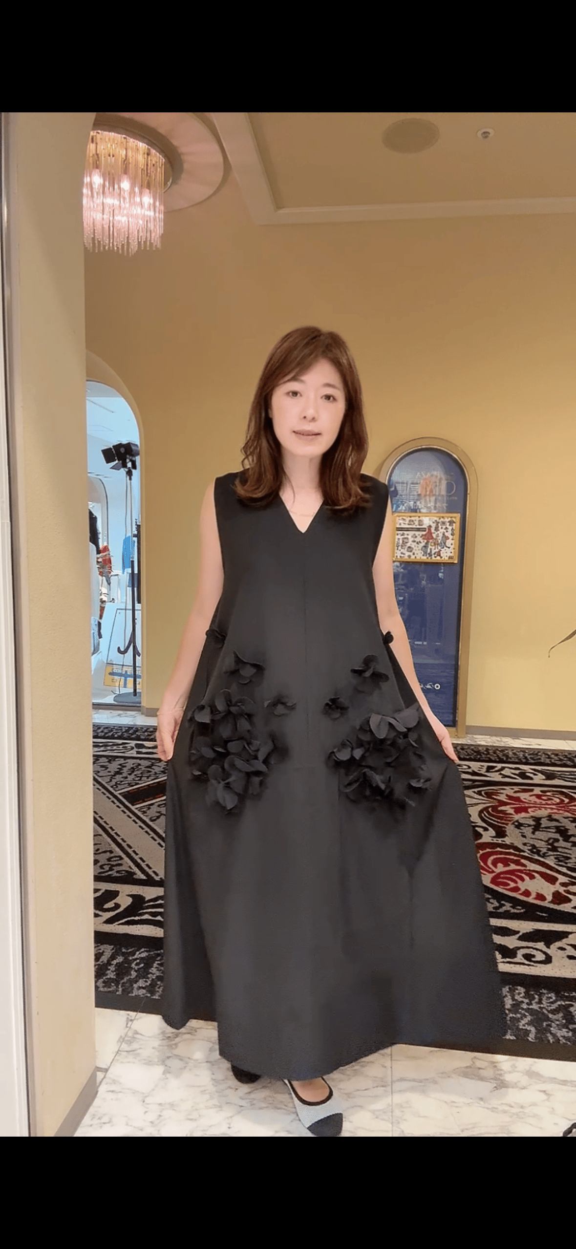 花びらのワンピース ひらひら揺らめくような淡花ロングワンピース – ONE PEACE ONLINE