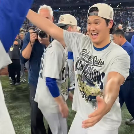 ドジャース 2025 ワールドチャンピオン 選手着用 新品 Tシャツ