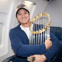 世界300個限定】バースデーケーキ 大谷翔平 ボブルヘッド | SHO-TIME