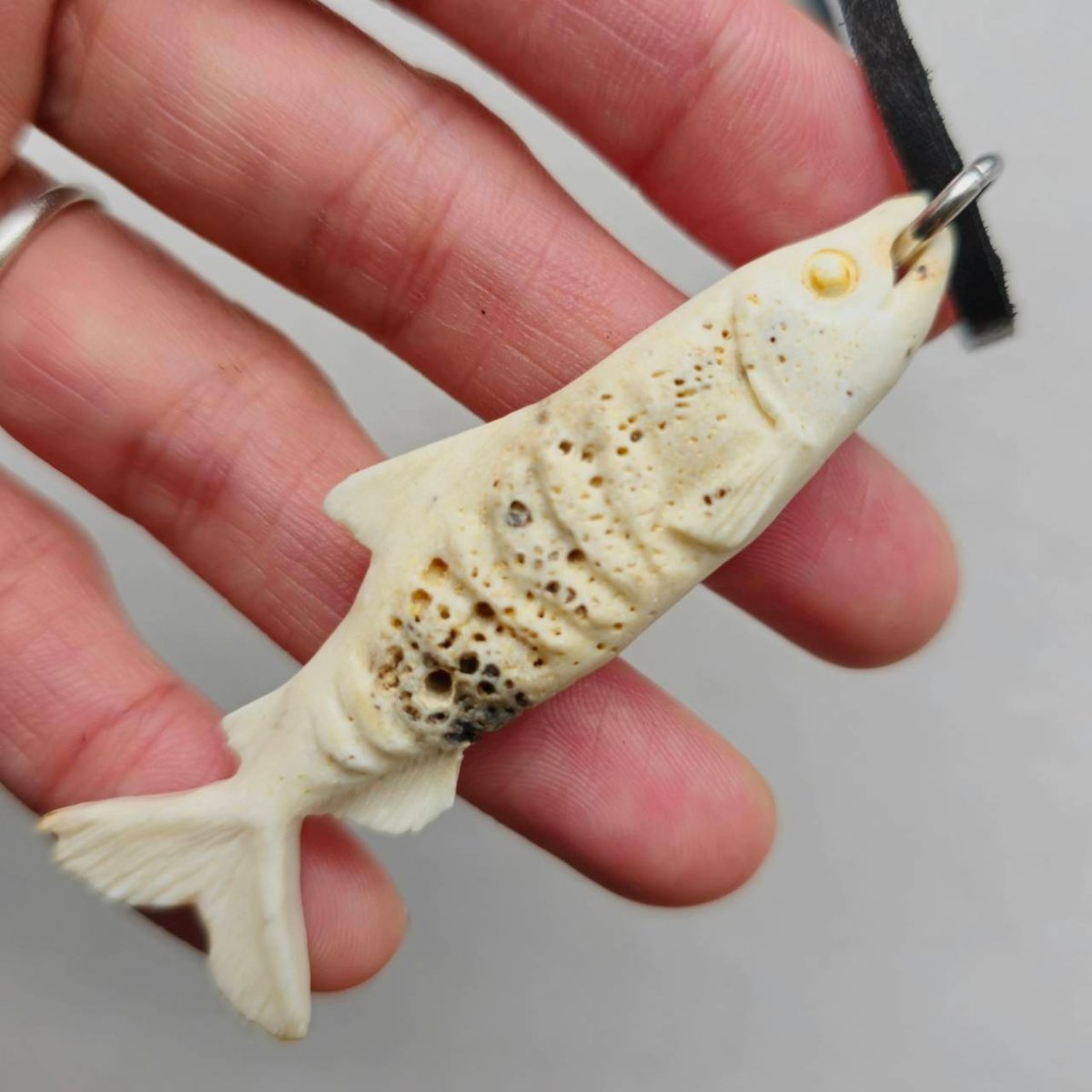 鹿の角 チェプカムイのペンダント | 鹿角工房～イランカラプテ～