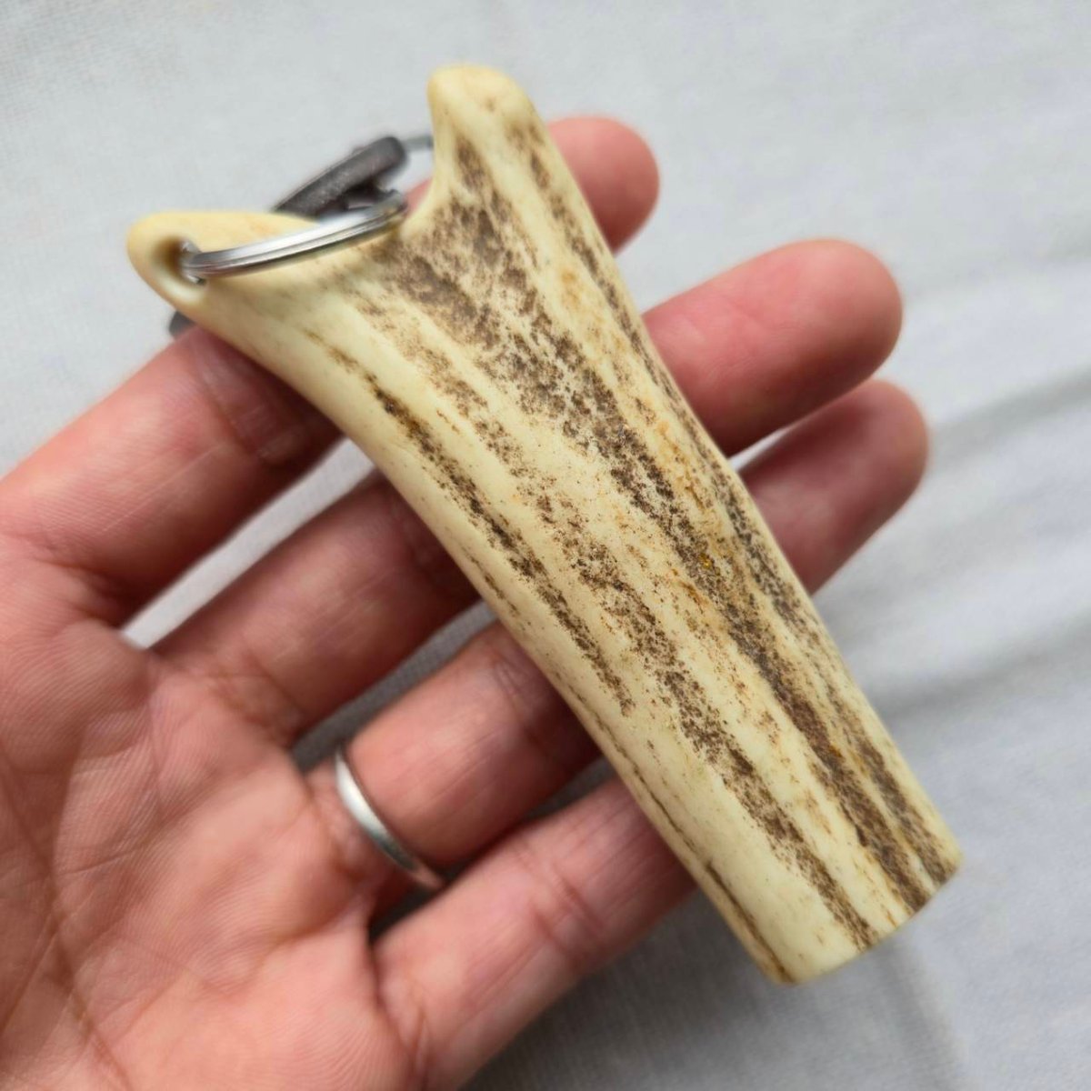 蝦夷鹿の角笛 mont-bellカラビナ#4 | 鹿角工房～イランカラプテ～