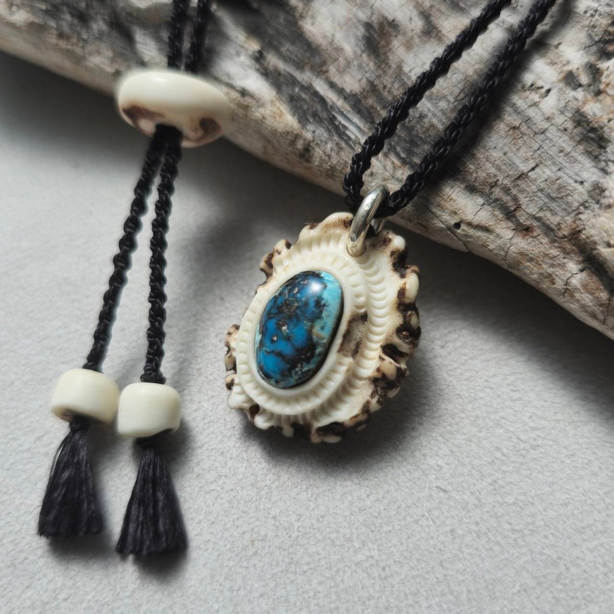 鹿の角 ペルシアンターコイズのペンダント#7 鹿の角 ペルシアンターコイズのペンダント#7 鹿の角 ペルシアン