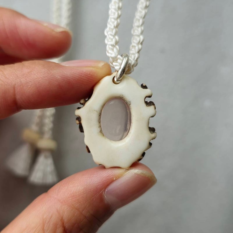 鹿の角 スターローズクォーツのペンダント | 鹿角工房～イランカラプテ～