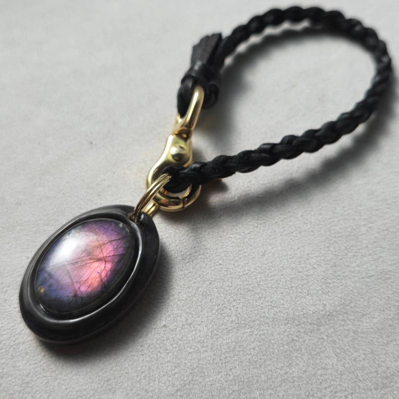 水牛の角 ラブラドライトのバッグチャーム #2 水牛の角 ラブラドライトのバッグチャーム #2 水牛の角