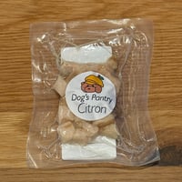 このサイズが便利なんです！　国産鶏　燻製レトルト　20ｇ