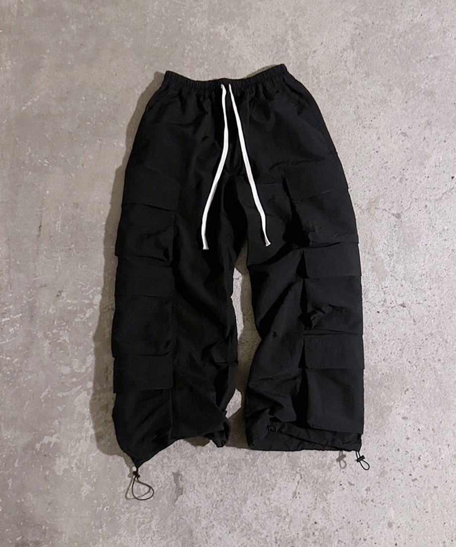 COUNTLESS POCKET EASY CARGO PANTS / BLACK | Volff
