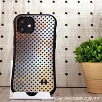 《iPhone16シリーズ取扱い開始》iPhoneケース　衝撃吸収グリップケース　錆びた金属板　パンチングプレート