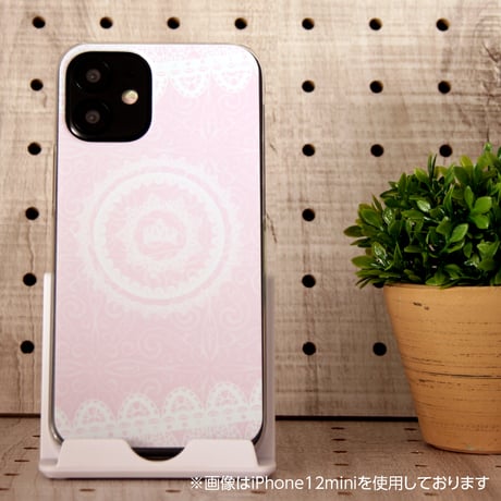 iPhone　ハードケース　かわいいレース模様のケース　パステルピンク　女子向け