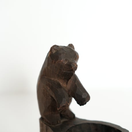 WOOD CARVING BEAR (ASHTRAY)