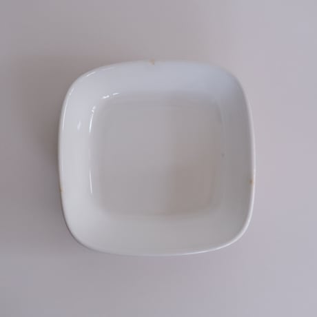 ARABIA SMALL SQUARE PLATE