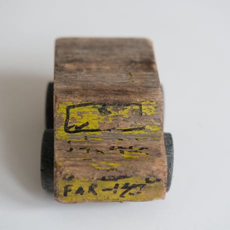 TOY CAR