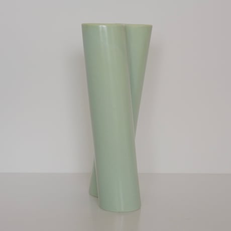 ARABIA FLOWER VASE