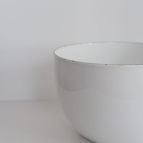 FINEL / ARABIA ENAMEL BOWL