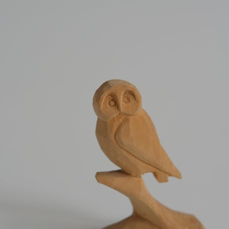 WOOD CARVING OWL