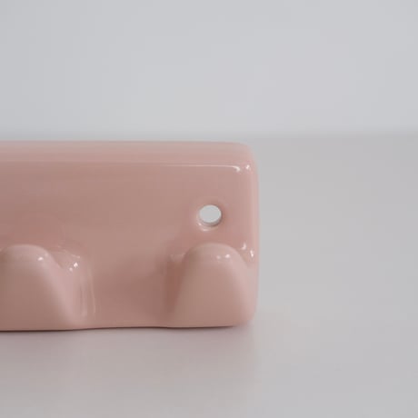 CERAMIC HOOK