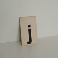 CARD (j)
