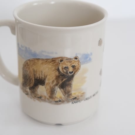 KERMANSAVI KARHU MUG