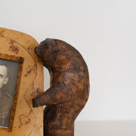 FINNISH WOODEN BEAR / PHOTO STAND