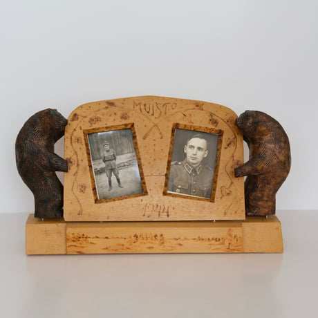 FINNISH WOODEN BEAR / PHOTO STAND
