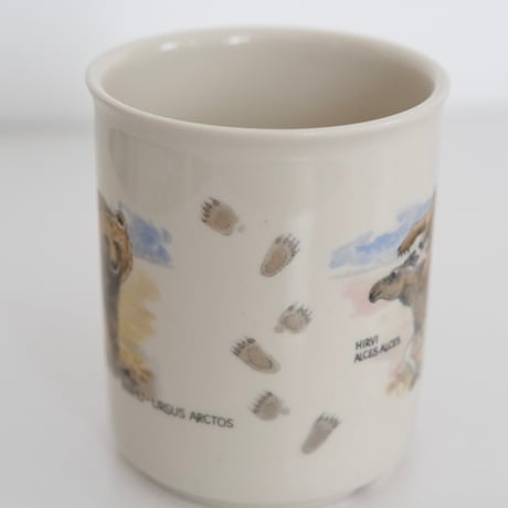 KERMANSAVI KARHU MUG