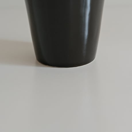 ARABIA KILTA BLACK TUMBLER