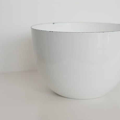 FINEL ENAMEL BOWL (A)