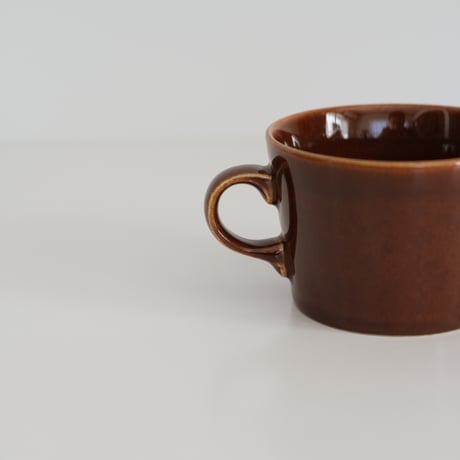 ARABIA KILTA BROWN COFFEE CUP