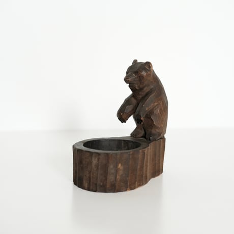 WOOD CARVING BEAR (ASHTRAY)