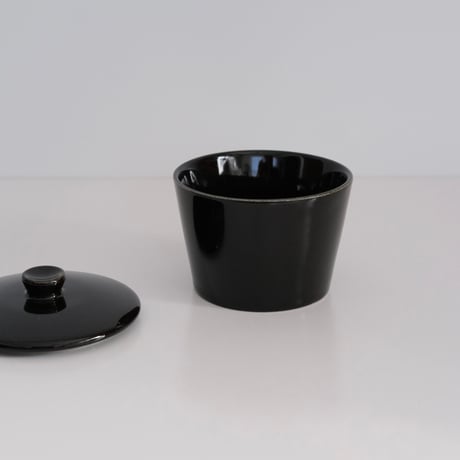 ARABIA KILTA BLACK SUGAR POT