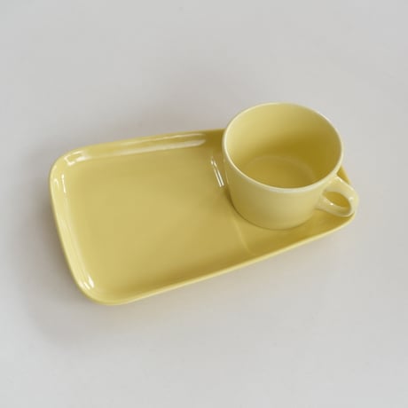 ARABIA TV SET YELLOW