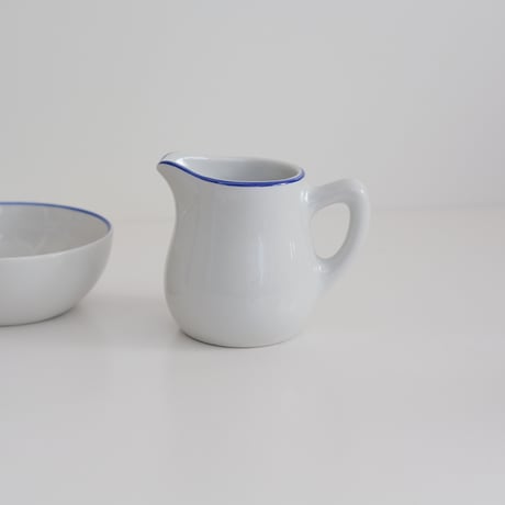 OLD ARABIA CREAMER