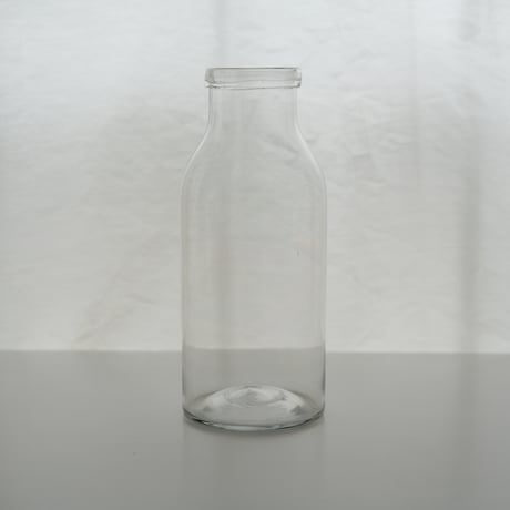 GLASS BOTTLE