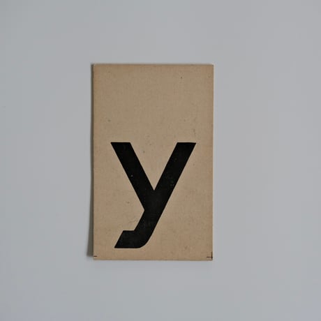 CARD (y)